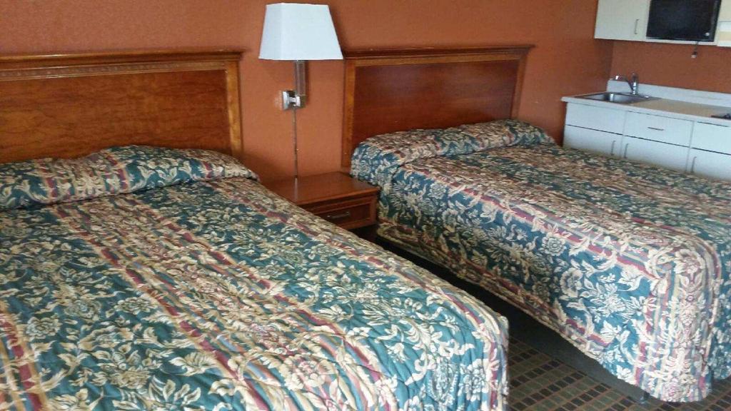 Travel Inn Elk City Room photo